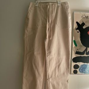 J. Crew Women’s Cropped Cotton Pant (M, beige)